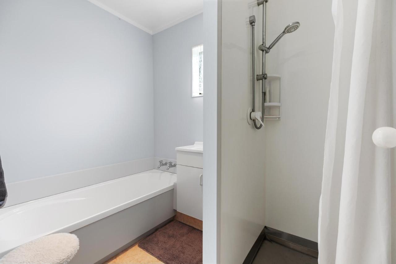 Riviera Casa - Mount Maunganui Holiday Home Экстерьер фото